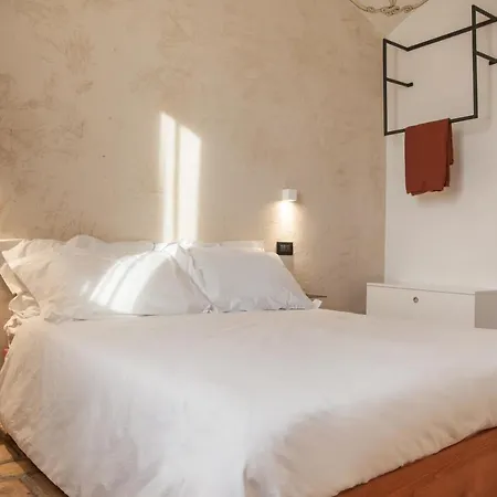 Ognissanti & 4* Fermo