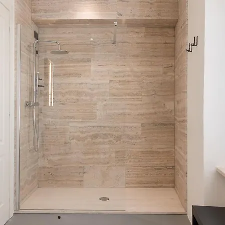 Ognissanti & Bed & Breakfast 4*