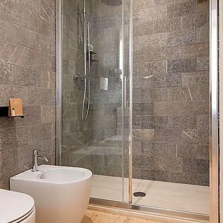 Ognissanti & 4* Fermo
